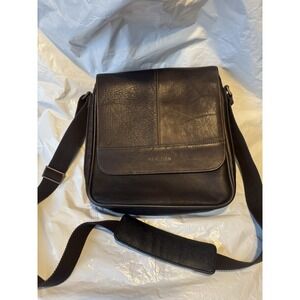 Kenneth Cole Men's Reaction Leather Colombian Messenger Bag wLaptop Compartment